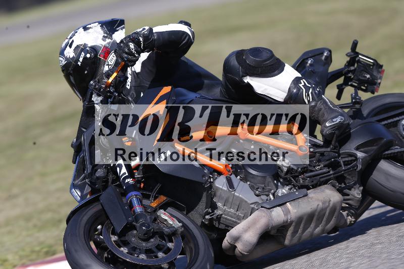 /Archiv-2025/49 26.08.2025 Cornu Master School ADR/blau-bleu/62